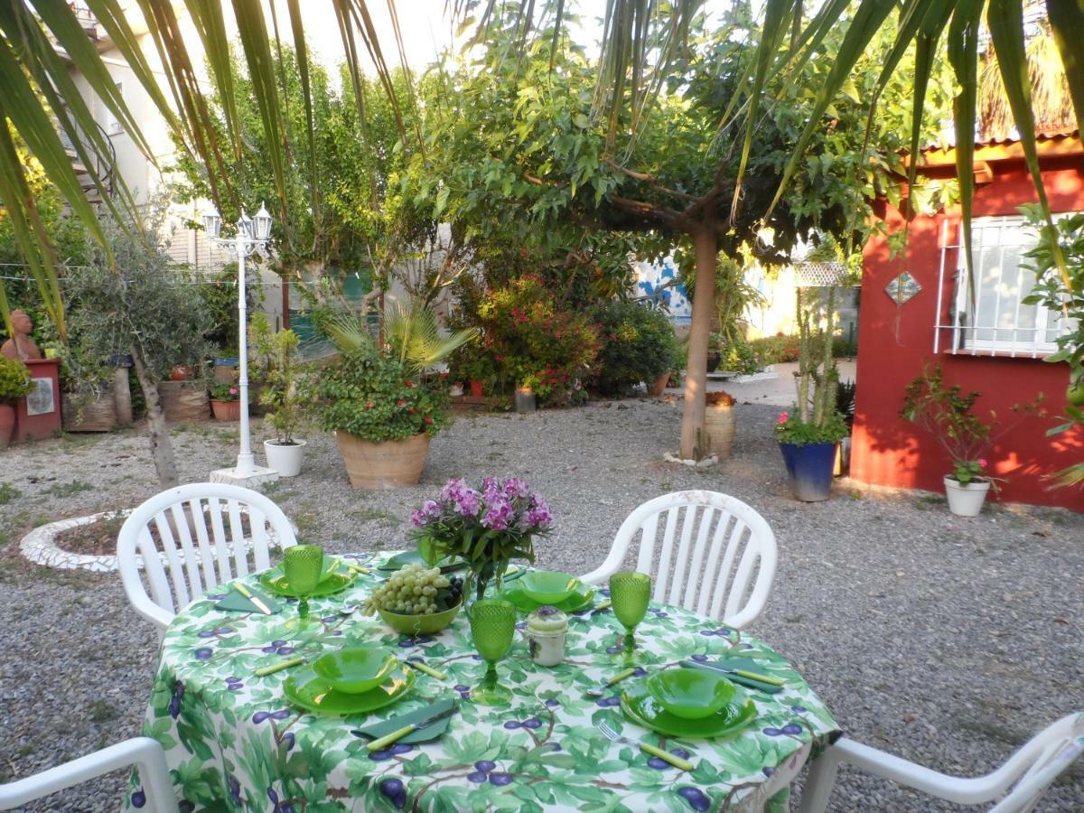 Casa Con Jardin Frente Playa De Burriana Villa Buitenkant foto